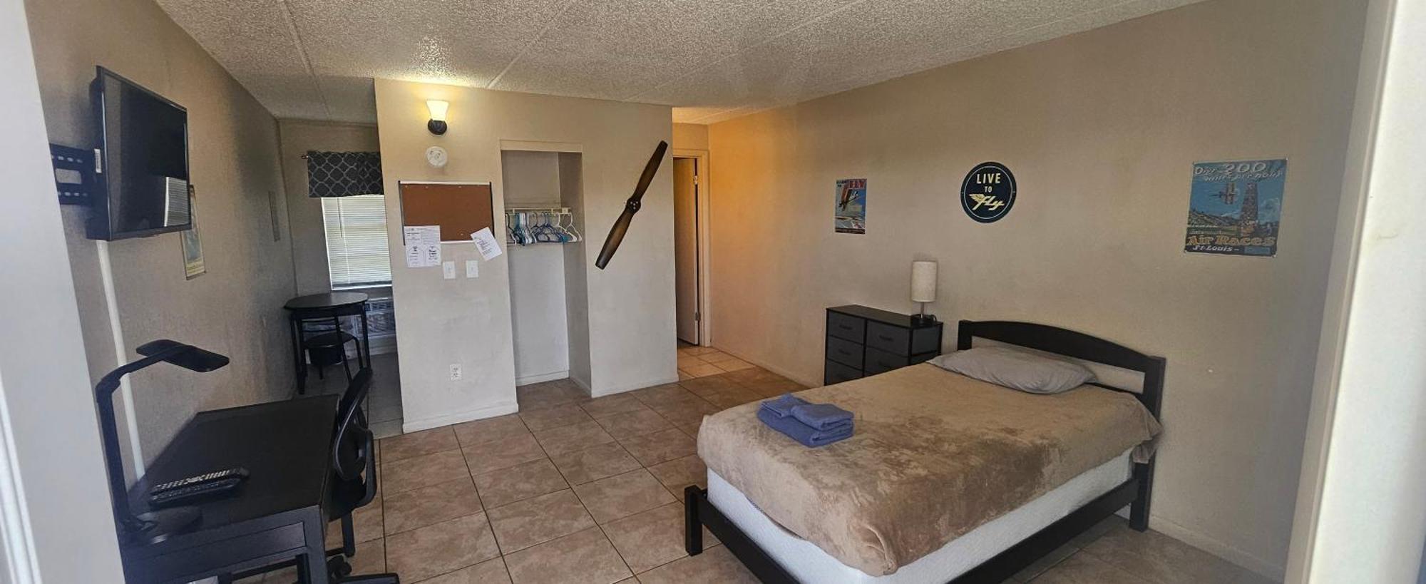 Sebastian Gardens Inn & Suites ภายนอก รูปภาพ